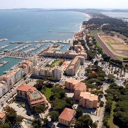 Studio Avec Terrasse Port De Hyeres Exterior photo